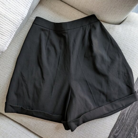 Diane Von Furstenberg Snap Button Shorts - Picture 2 of 10